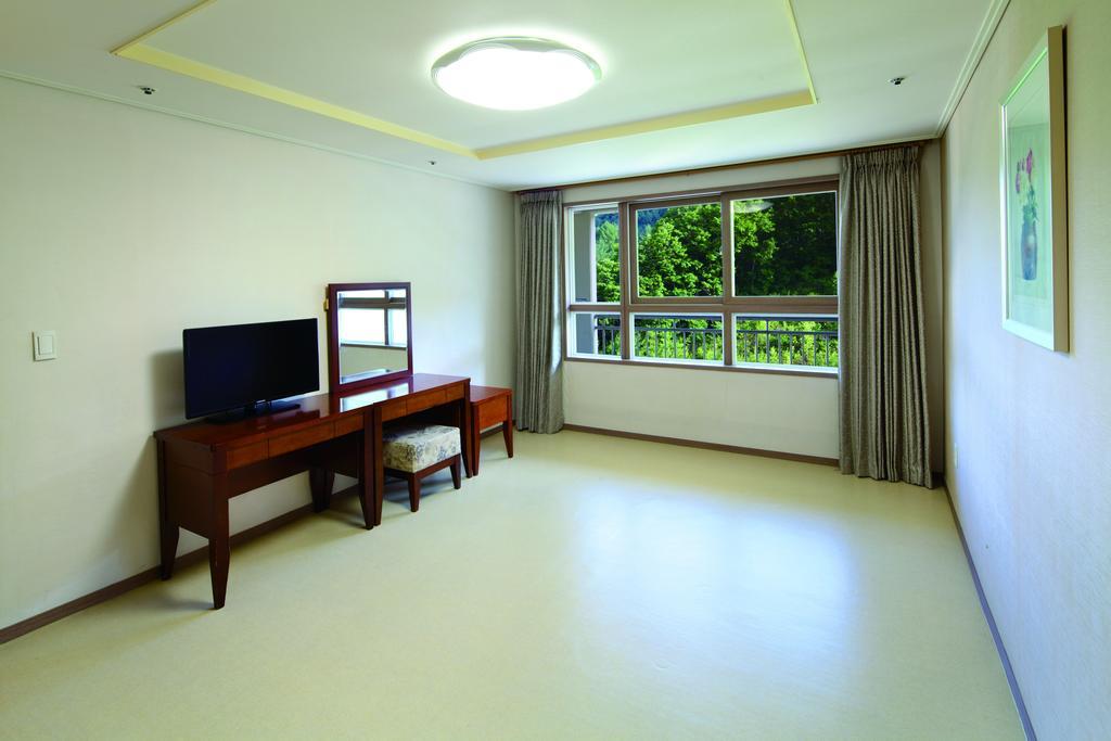 Hanwha Resort Πιόνγκτσανγκ Εξωτερικό φωτογραφία
